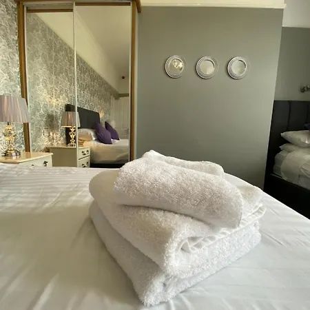 Bed & Breakfast Number 34